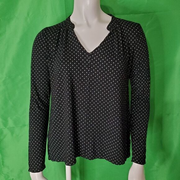 Old Navy Black & White Open Polka Dot Long Sleeve Shirt - Picture 4 of 8